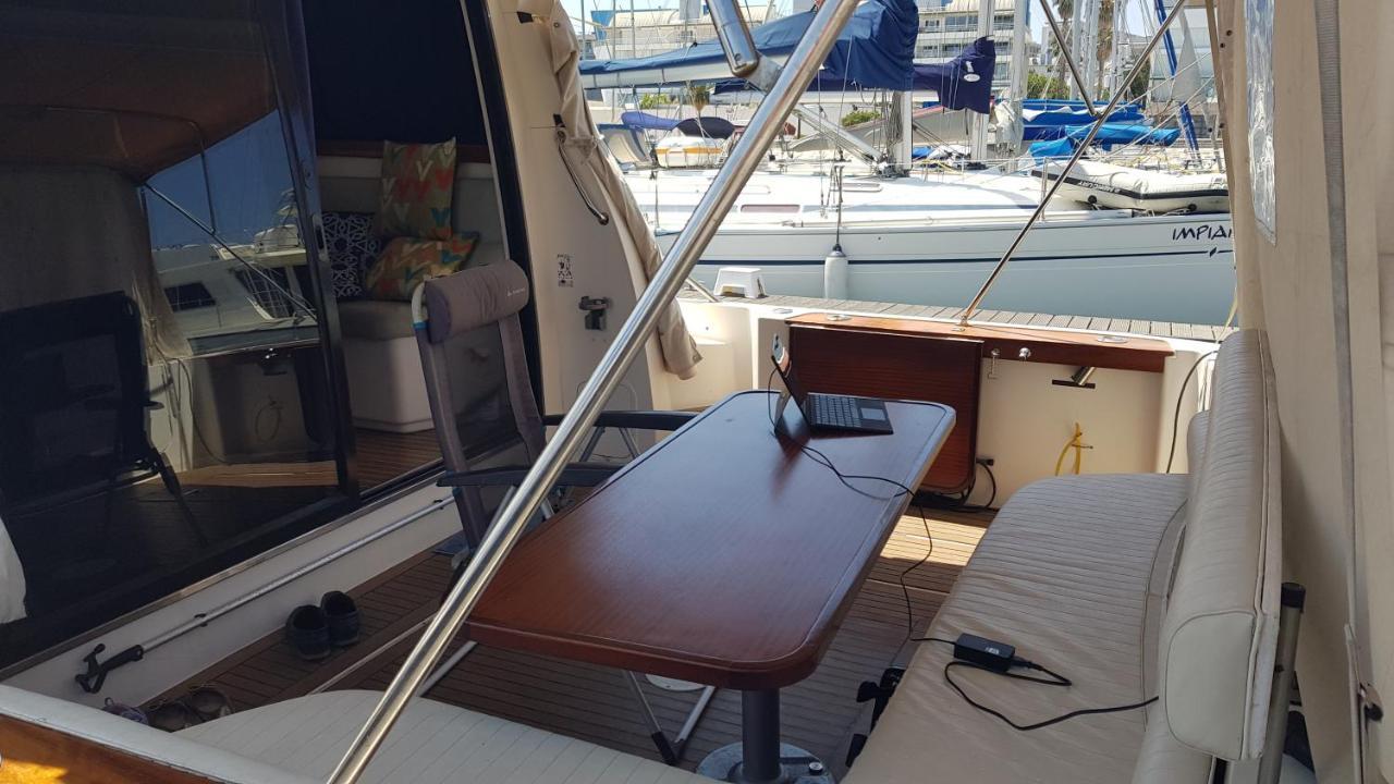 Private Yacht, We Love Our Guests Lisabona Exterior foto